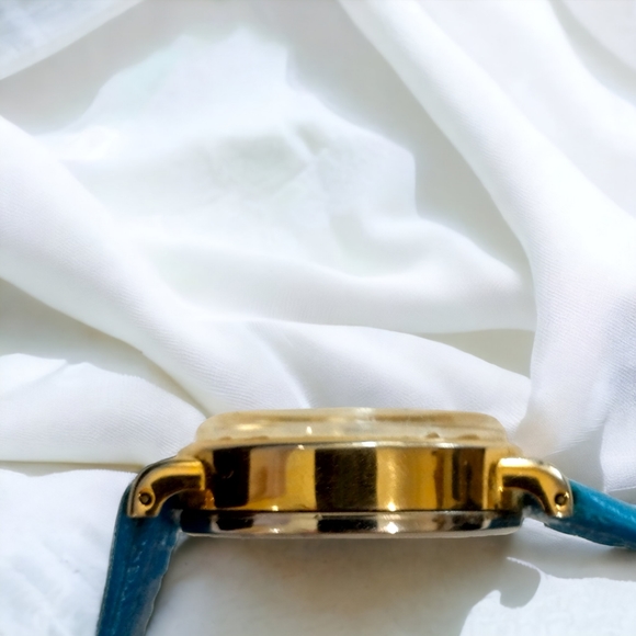 Vintage Disney Donald Duck Watch - Birthday Commemorative Edition Watch - Picture 7 of 10